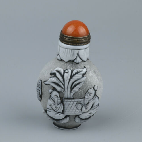 Chinese Exquisite Handmade People Pattern Glass Snuff Bottle
