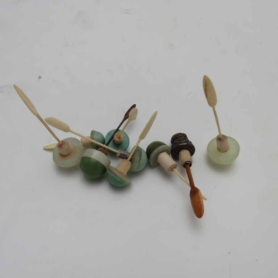 Chinese Mixed Lot Of 8 Snuff Bottle Stoppers, Metal, Jade